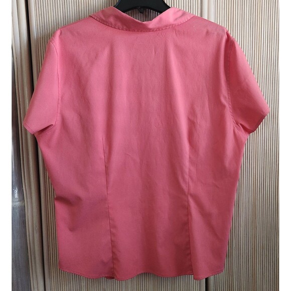 Style & Co Women's 20W Blouse Stretch Short Sleeve Button Up Salmon Pink NWT - Picture 2 of 4